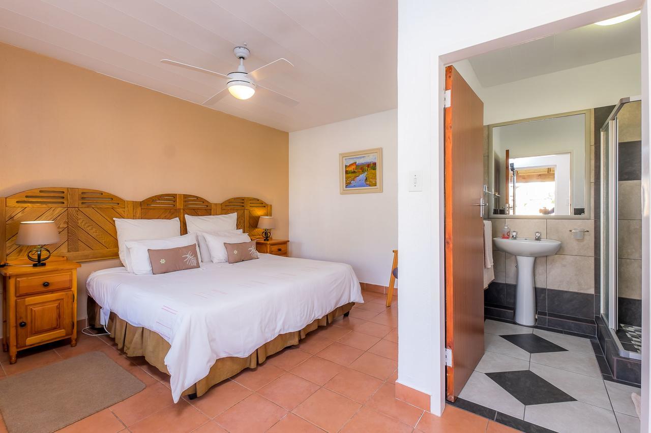 Mokoya Lodge Hekpoort Екстер'єр фото