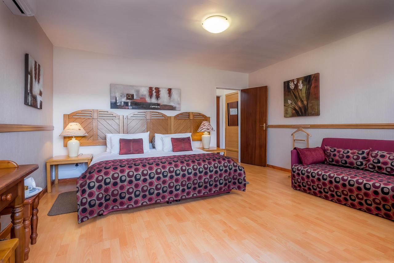 Mokoya Lodge Hekpoort Екстер'єр фото